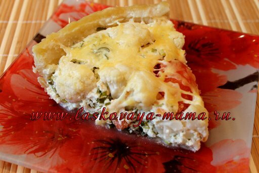 Пирог с адыгейским сыром, творогом и овощами в мультиварке 